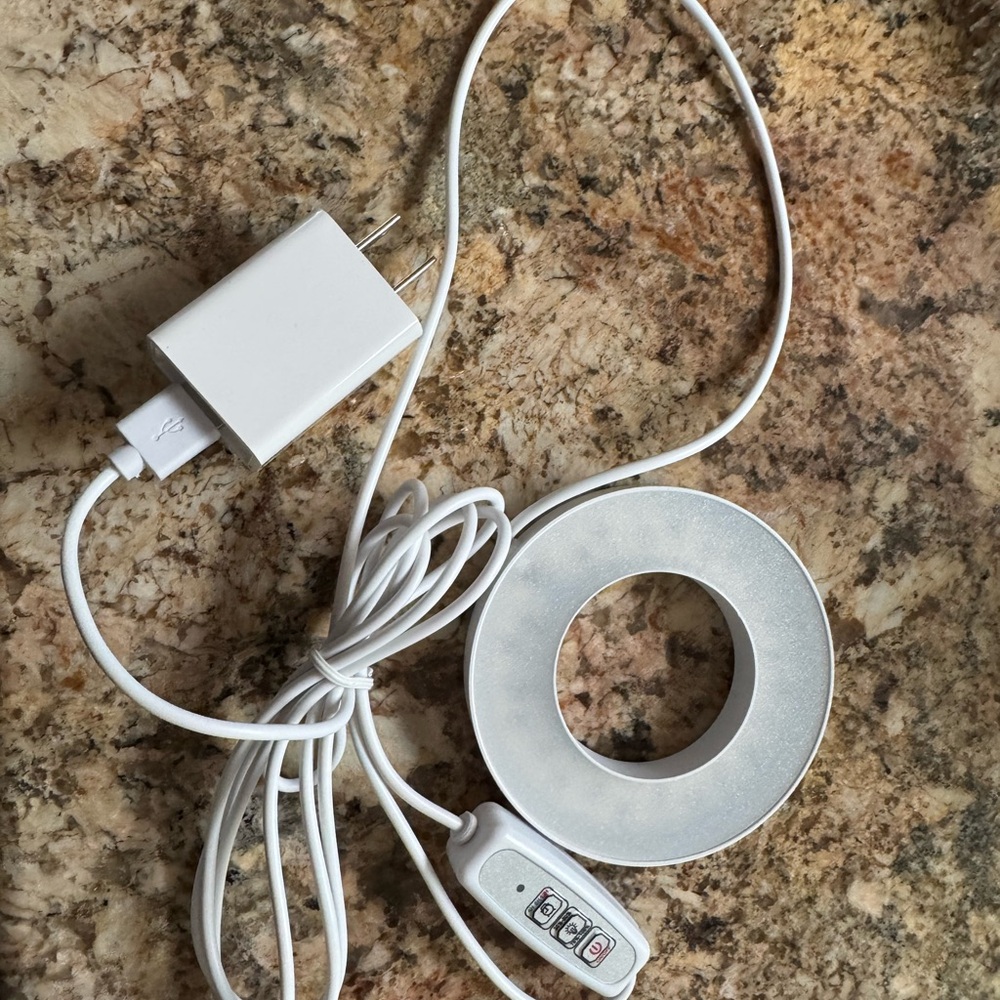 Grow Light with USB Charger
